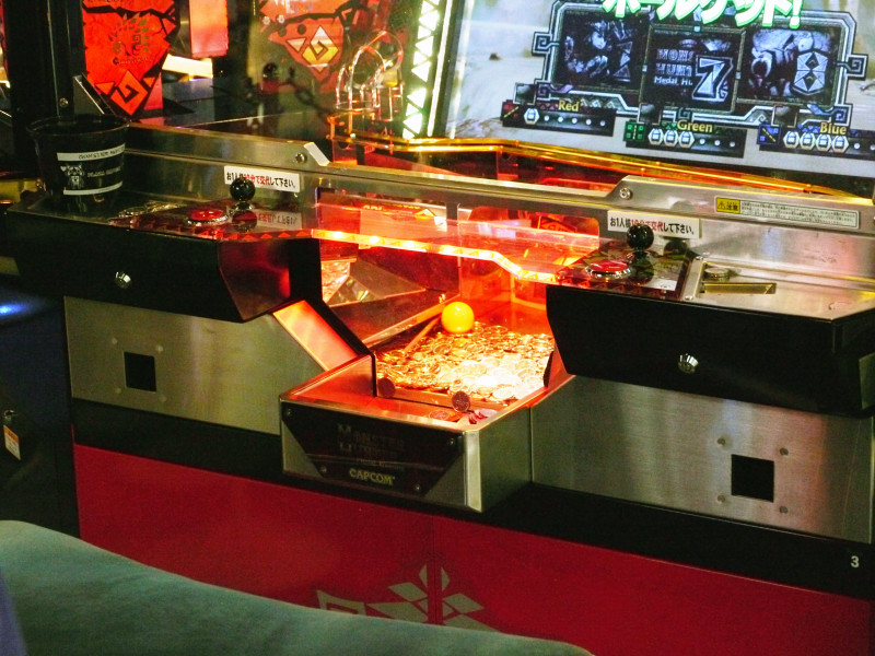 Illustration for article titled The Games, the Girls, and Prizes of Japan's Amusement Machine Show